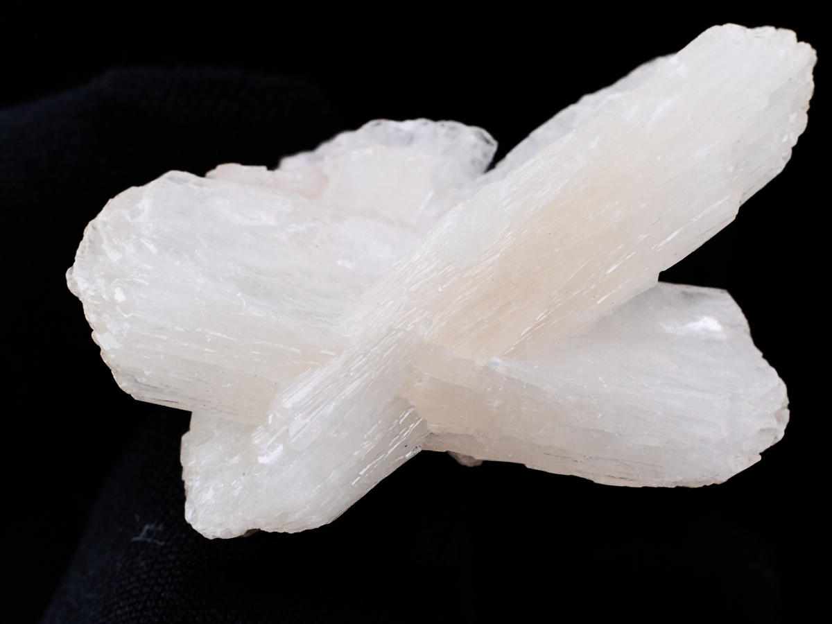 2-st-512-4-スティルバイト   グリーンアポフィライトとヒューランダイト付(全面結晶)の共生鉱物［No.4］_DSC7337.jpg