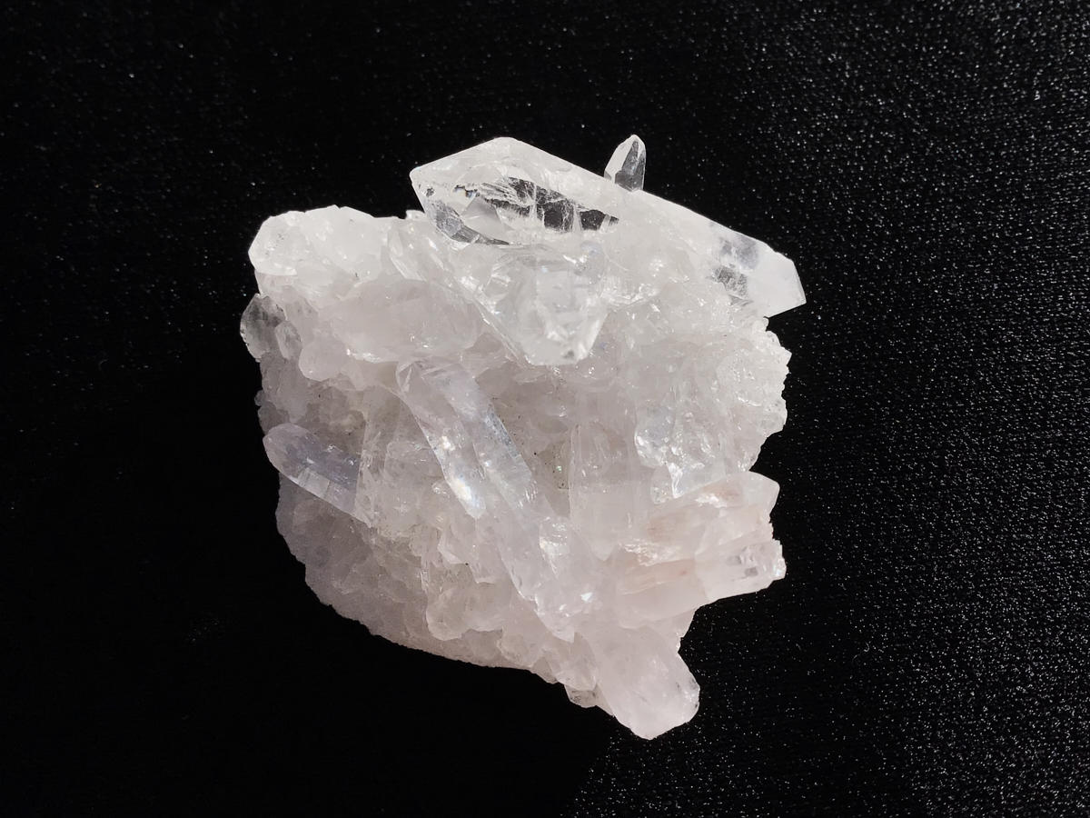 4-hi-ku-250327-4-ヒマラヤ水晶原石（ダブルポイント付クロス水晶） クル産［No.4］IMG_0973.jpg