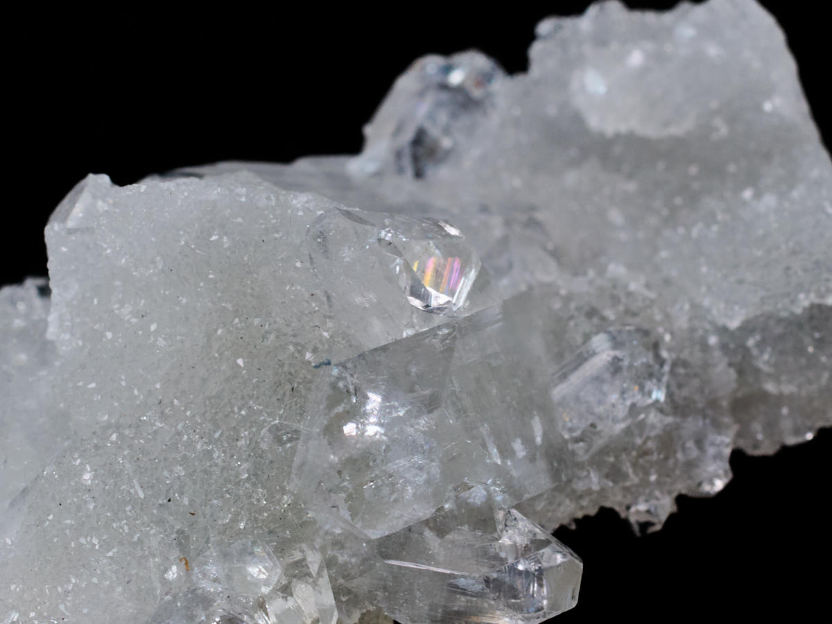 7-ch-512-41-ドゥルジーカルセドニー　クリアーアポフィライト付（虹入全面結晶）の共生鉱物［No.41］_DSC7712.jpg