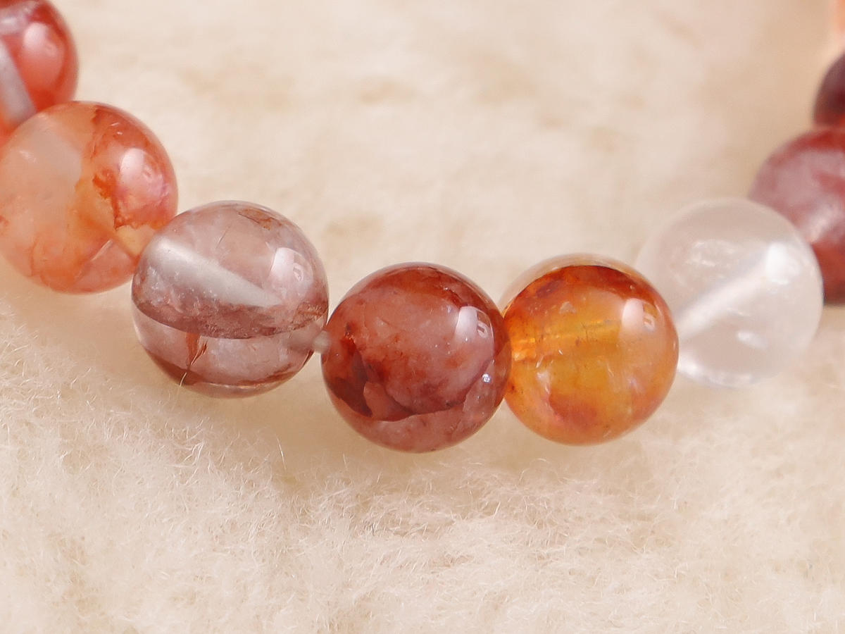 2-br-5-11-2-ヒマラヤレッドクォーツ・ブレスレット（約10mm玉）［No.2］IMG_2220 1.jpg