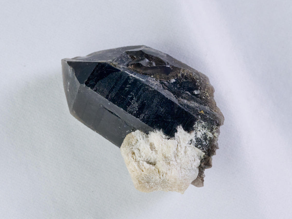 1-mo-5-11-1-黒水晶（モリオン）原石［No.1］_DSC3622.jpg
