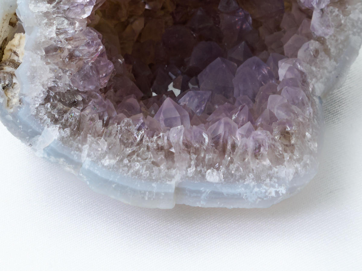 6-am-5-11-1-ラベンダーアメシスト（ジオード型　晶洞）［No.1］_DSC5826.jpg