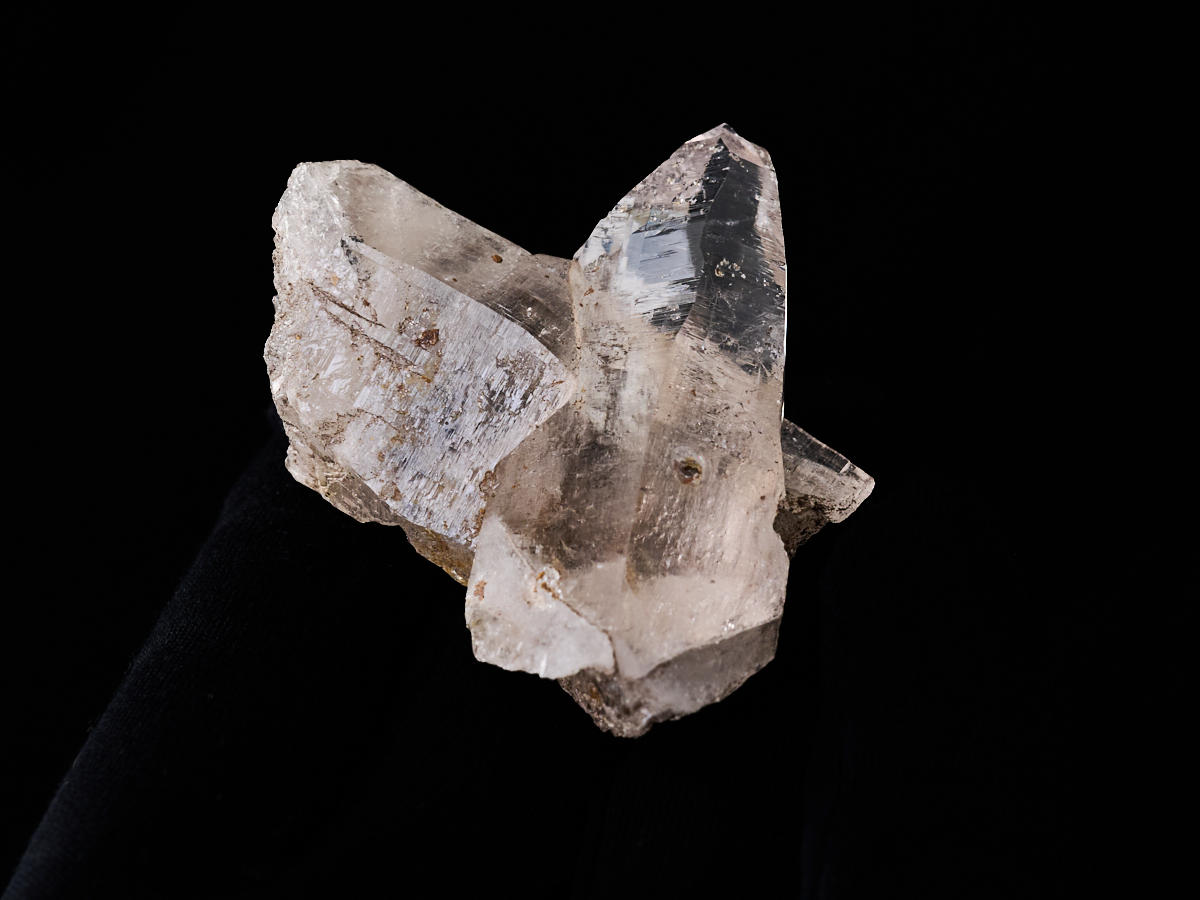 4-hi-sk-914-2-スカルドゥ産　スモーキー水晶（ヒマラヤ）（貫入状）［No.2］.jpg