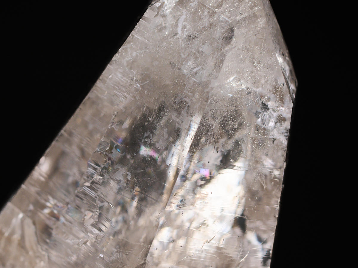 10-hi-sk-914-1-スカルドゥ産　スモーキー水晶（ヒマラヤ）（虹入）［No.1］_DSC6297.jpg