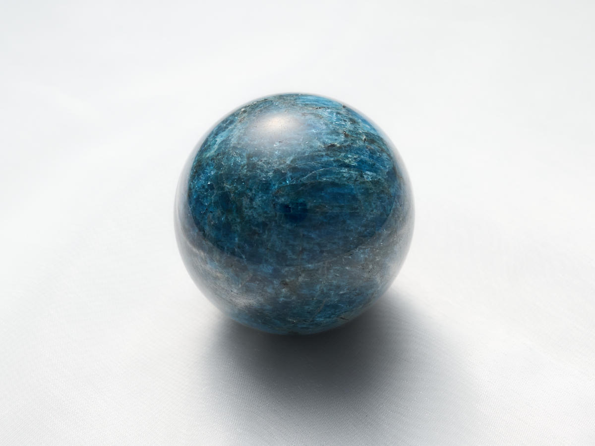 2-apa-914-1-ブルーアパタイト　丸玉［No.1］_DSC6497.jpg