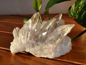 himalayan_crystal_cluster_r2-300-1.jpg