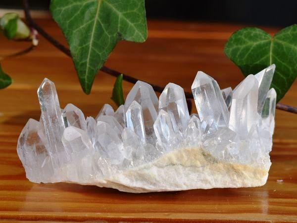 himalayan_crystal_cluster_r6-600-1.jpg himalayan_crystal_cluster_r6-600-1.jpg