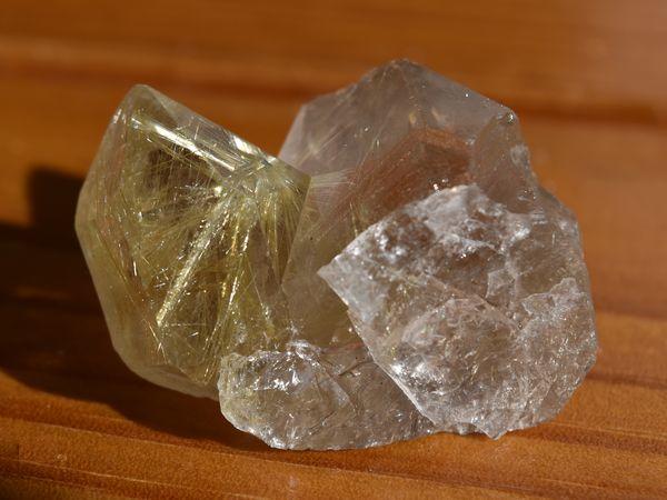 rutilated_quartz_8-600.jpg rutilated_quartz_8-600.jpg