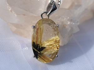 rutilated_quartz_pendant_top_3_300.jpg